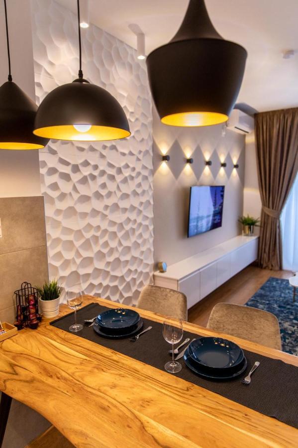 Dali Apartments Pupin Palace Novi Sad Exterior foto
